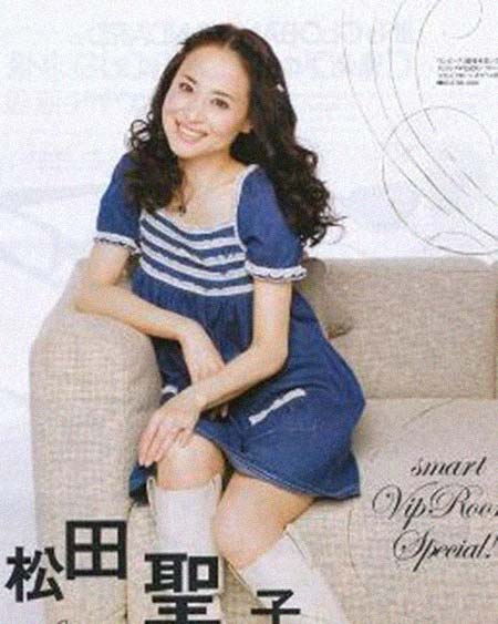 ����ʥ�Ӽ����͸���������Ƭ