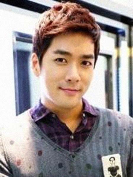 �����ؼ����͸���������Ƭ