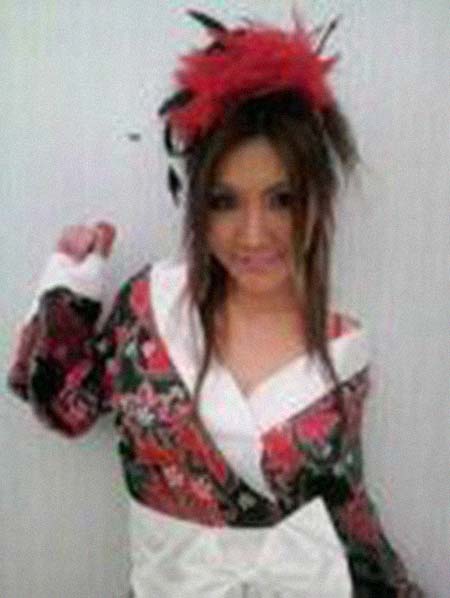 �׺�ѩ�˼����͸���������Ƭ