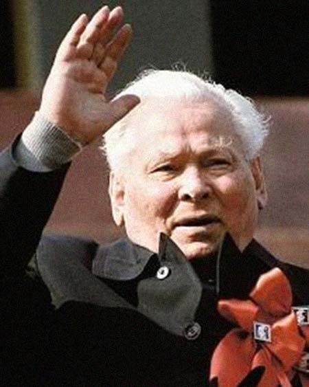 ������Ƽ����͸���������Ƭ