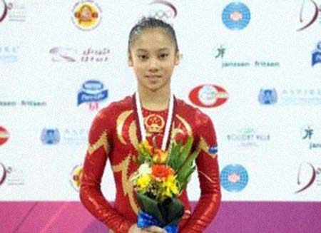 �����������͸���������Ƭ