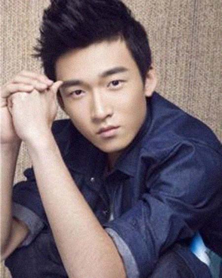 ʯ��������Ա�������͸���������Ƭ