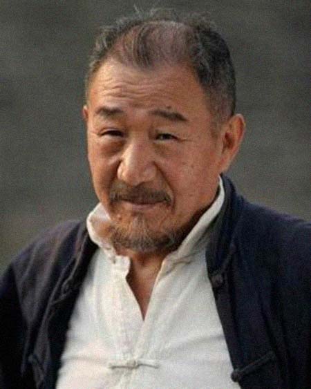 ��͢ʯ�����͸���������Ƭ