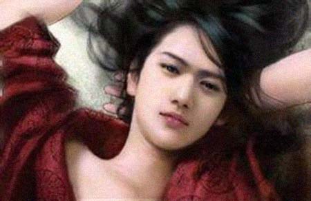 ��������͸���������Ƭ