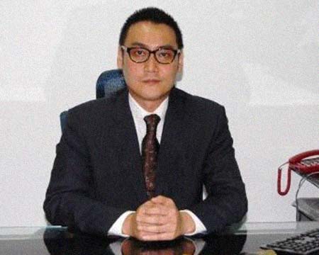 �״��������͸���������Ƭ