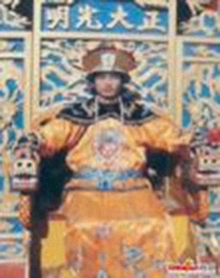 ˳�εۼ����͸���������Ƭ