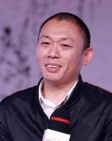 �̶������͸���������Ƭ