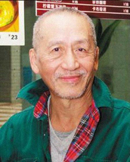 �±˵ü����͸���������Ƭ