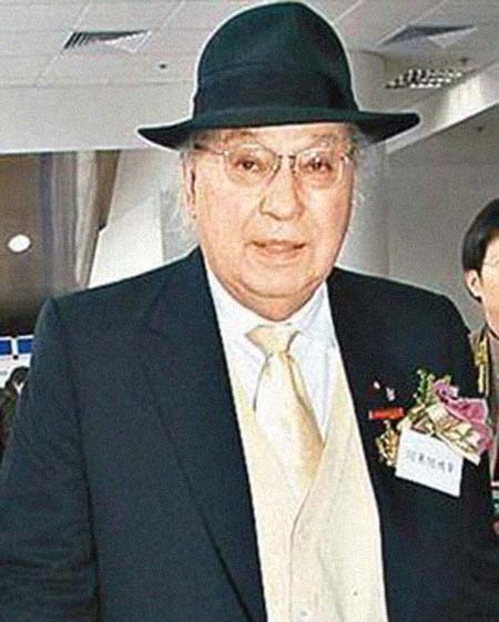 �κ��¼����͸���������Ƭ