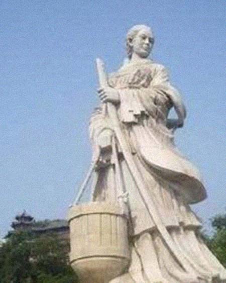 �Ľ������͸���������Ƭ