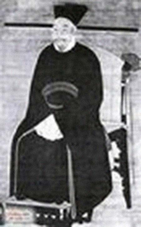 �ι��ڼ����͸���������Ƭ