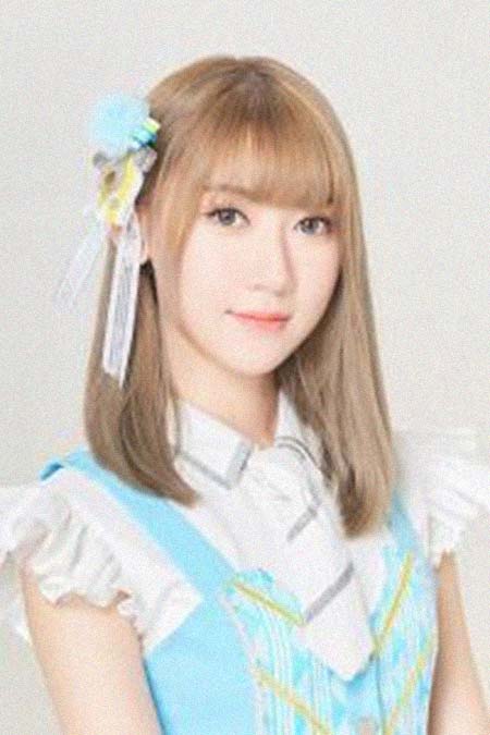 ���Ӻ������͸���������Ƭ