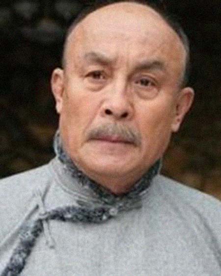 ����ɽ�����͸���������Ƭ