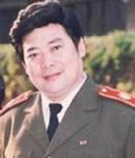 ���񸻼����͸���������Ƭ