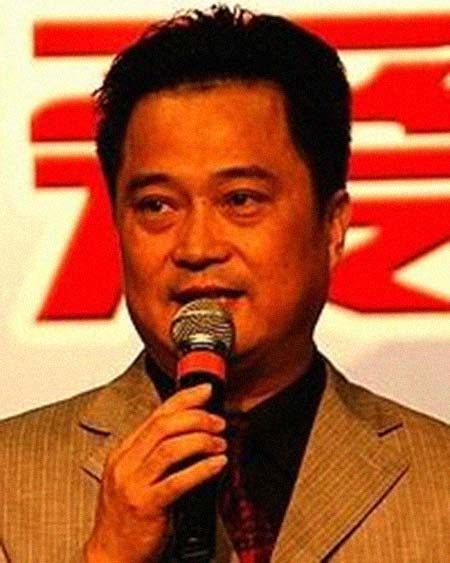 �����£���Ա�������͸���������Ƭ