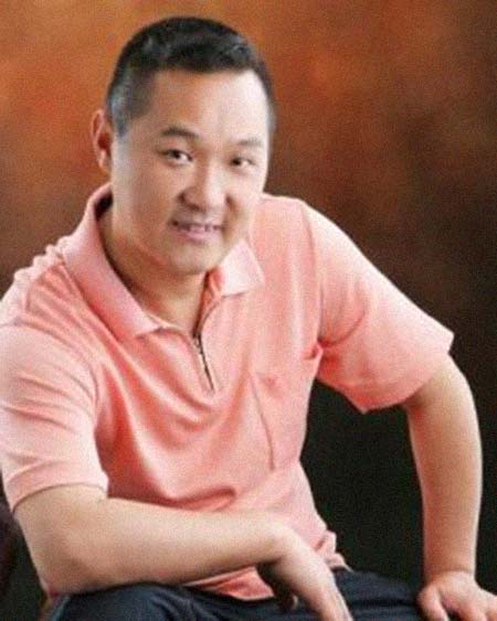 ���ܼ����͸���������Ƭ