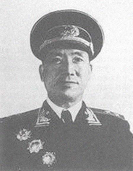 �����񣨾��£������͸���������Ƭ