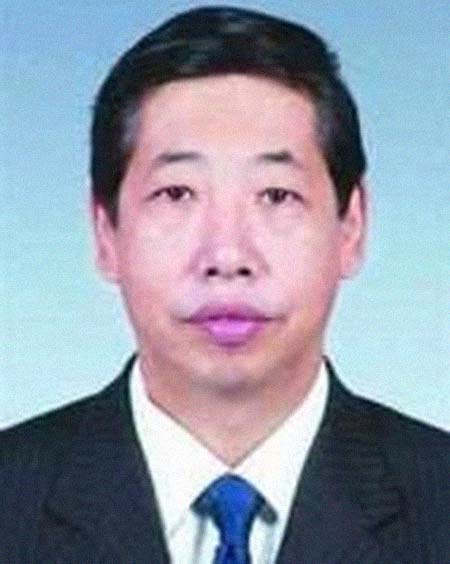 ţ��������͸���������Ƭ