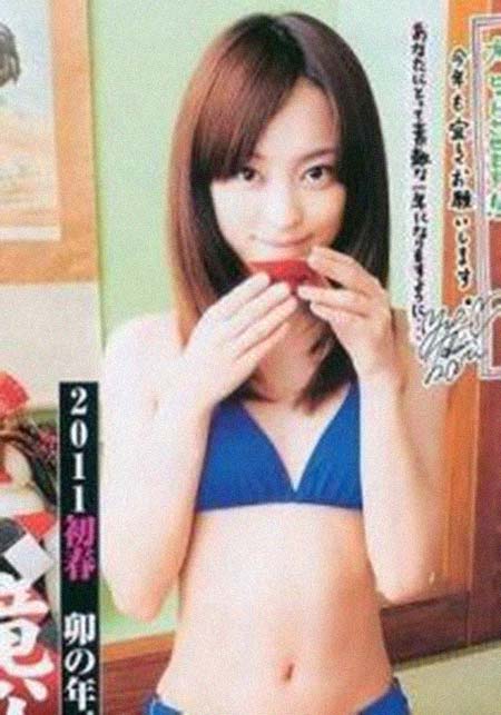 ��ԣ��������͸���������Ƭ