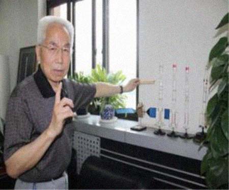 ���ֺ������͸���������Ƭ