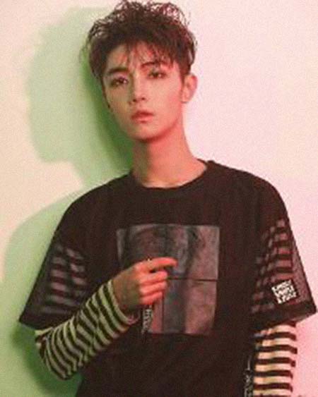 �μ�������͸���������Ƭ