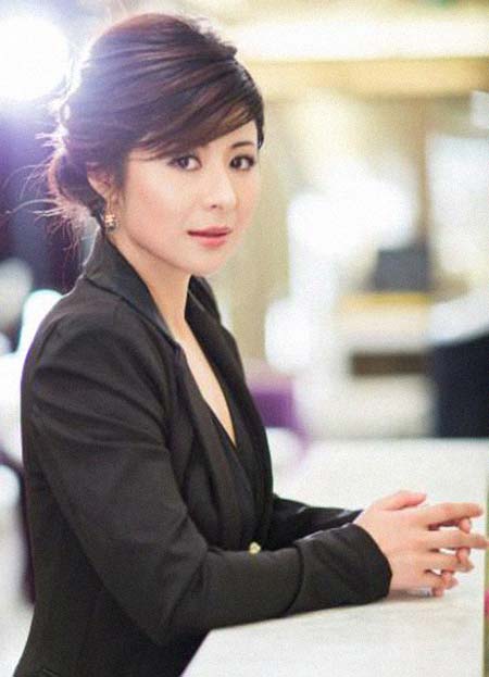 ���٣������ˣ������͸���������Ƭ