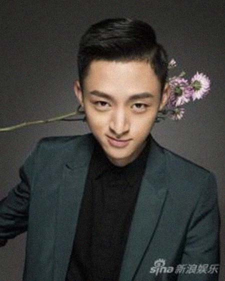 ���𺲼����͸���������Ƭ