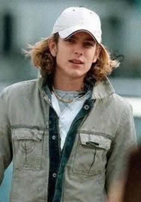 ���������Ӽ����͸���������Ƭ