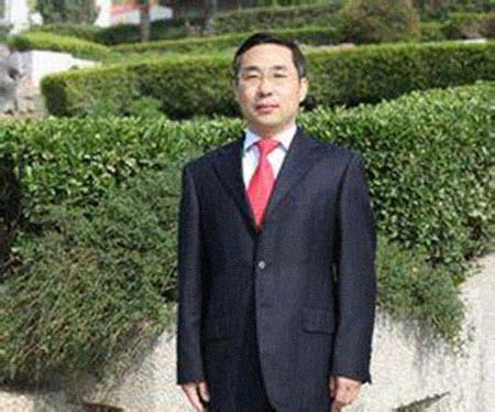 ��ʿ������͸���������Ƭ