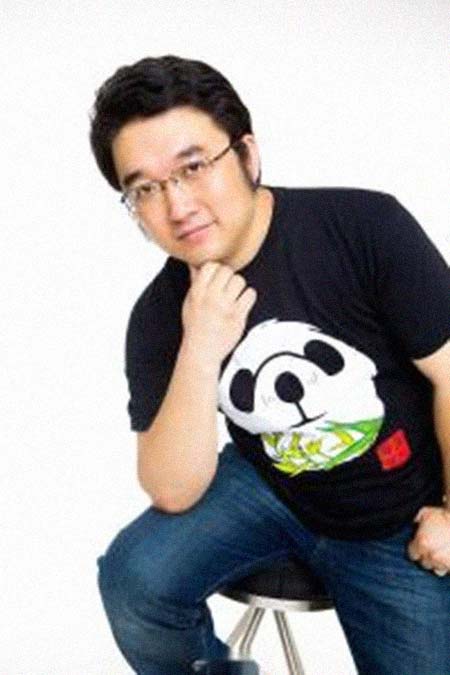 ���ڣ�������Ա�������͸���������Ƭ