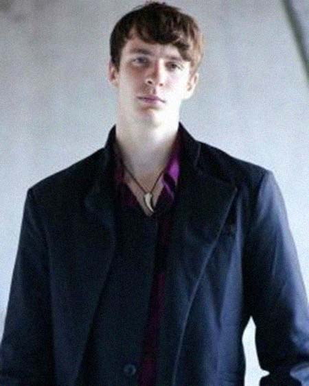 ���պ�����͸���������Ƭ