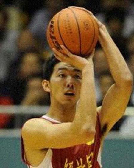 ���պڼ����͸���������Ƭ