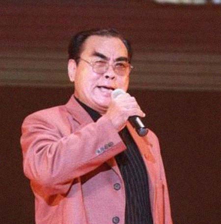 ����ƽ�����͸���������Ƭ