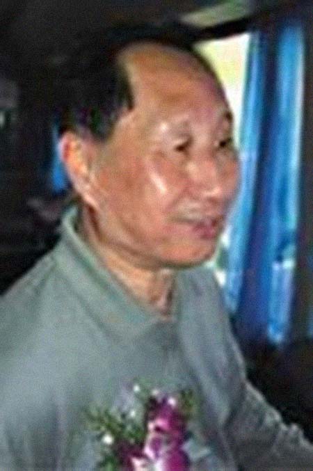 �¾��������͸���������Ƭ