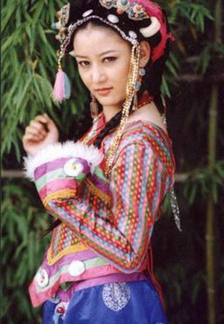 ����׿�꣨���֣������͸���������Ƭ