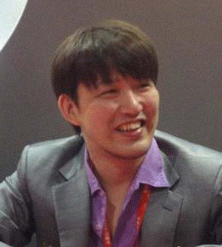 �ٵ���������͸���������Ƭ