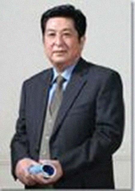 �����Լ����͸���������Ƭ