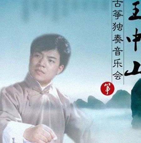 ����ɽ�����͸���������Ƭ