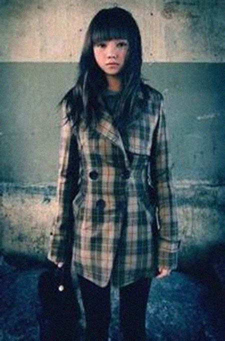 ����Ӣ�����͸���������Ƭ