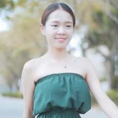 �����ܼ����͸���������Ƭ