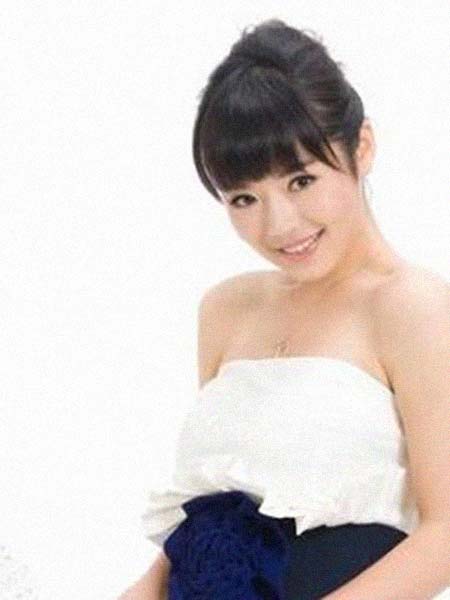 Ԭ������Ա�������͸���������Ƭ