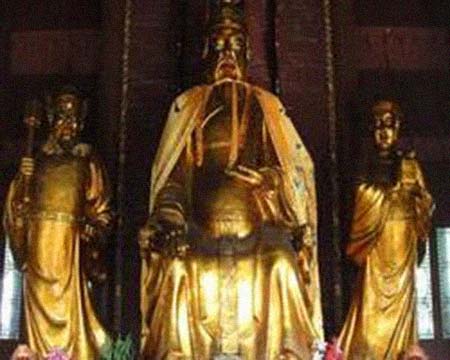 ���£�������Ա�������͸���������Ƭ