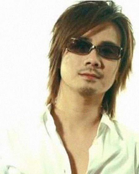 �½��������ִ����ˣ������͸���������Ƭ