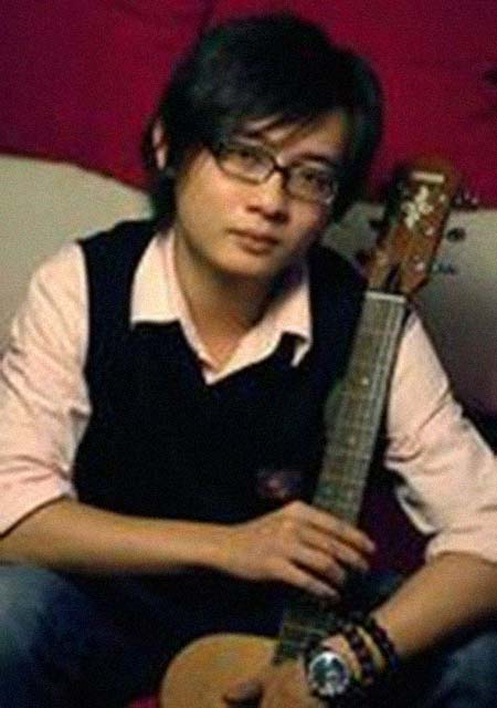 Ѧ���μ����͸���������Ƭ