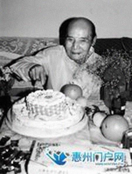 �����׼����͸���������Ƭ