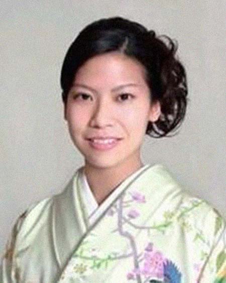 ����Ů�������͸���������Ƭ