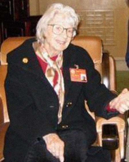 �±�淼����͸���������Ƭ