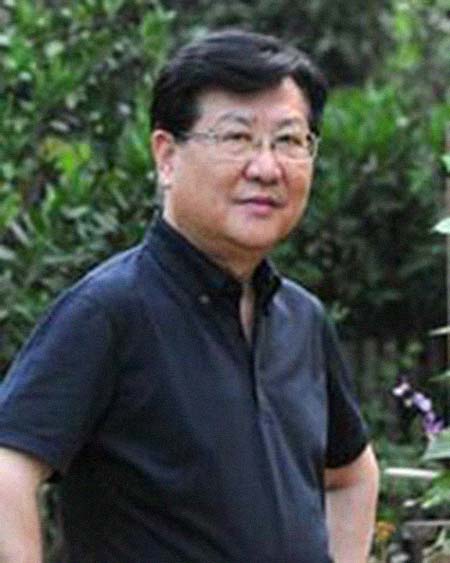 ��ƽ���黭�ң������͸���������Ƭ