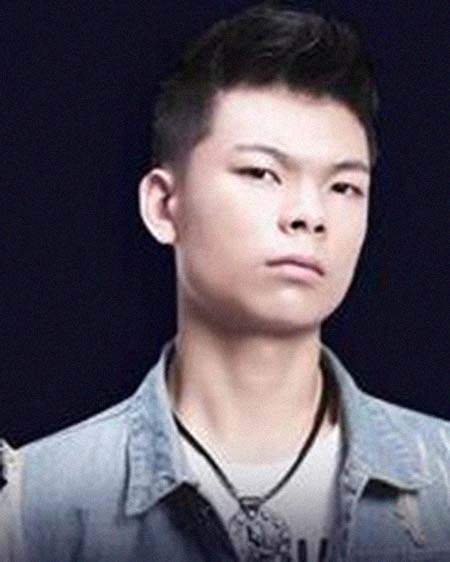 �ϱ���Ϸ�����������͸���������Ƭ