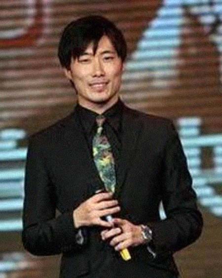 ��ڣ�ｫ�����͸���������Ƭ